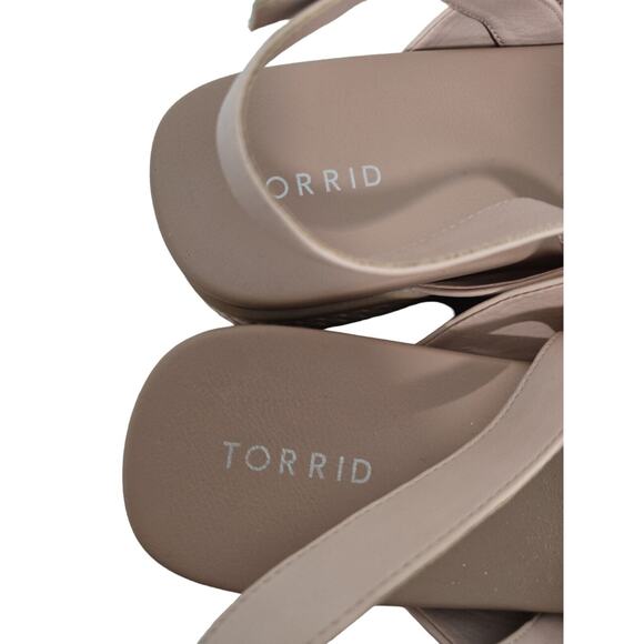 Torrid Women's Criss Cross Flatform Sandal Faux Leather Cross Strap‎ Mauve 11 WW - Picture 7 of 9